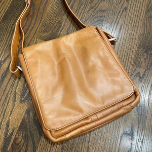 DEREK ALEXANDER Cognac Tan Leather Messenger Organizational Crossbody Bag